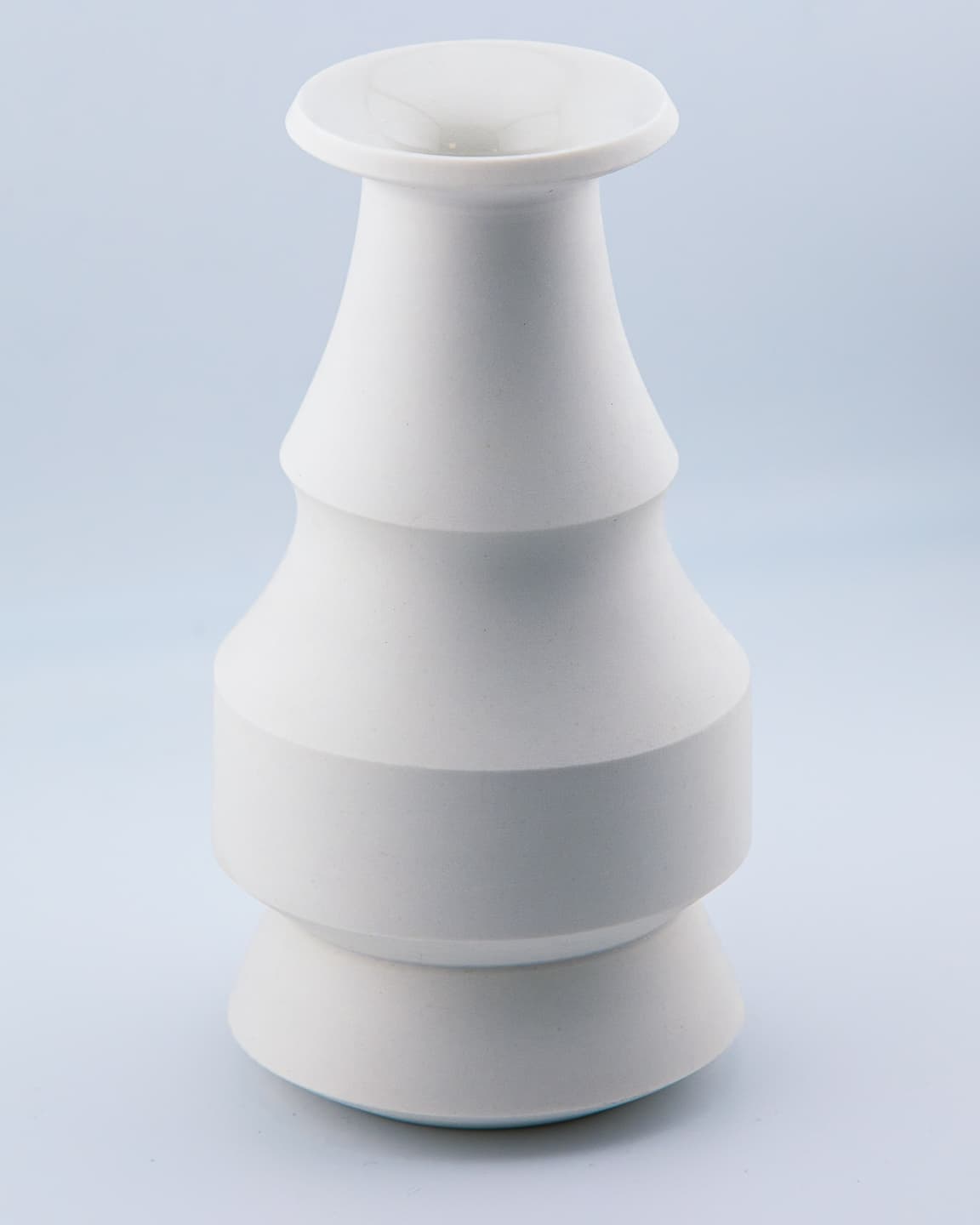 White stepped vessel