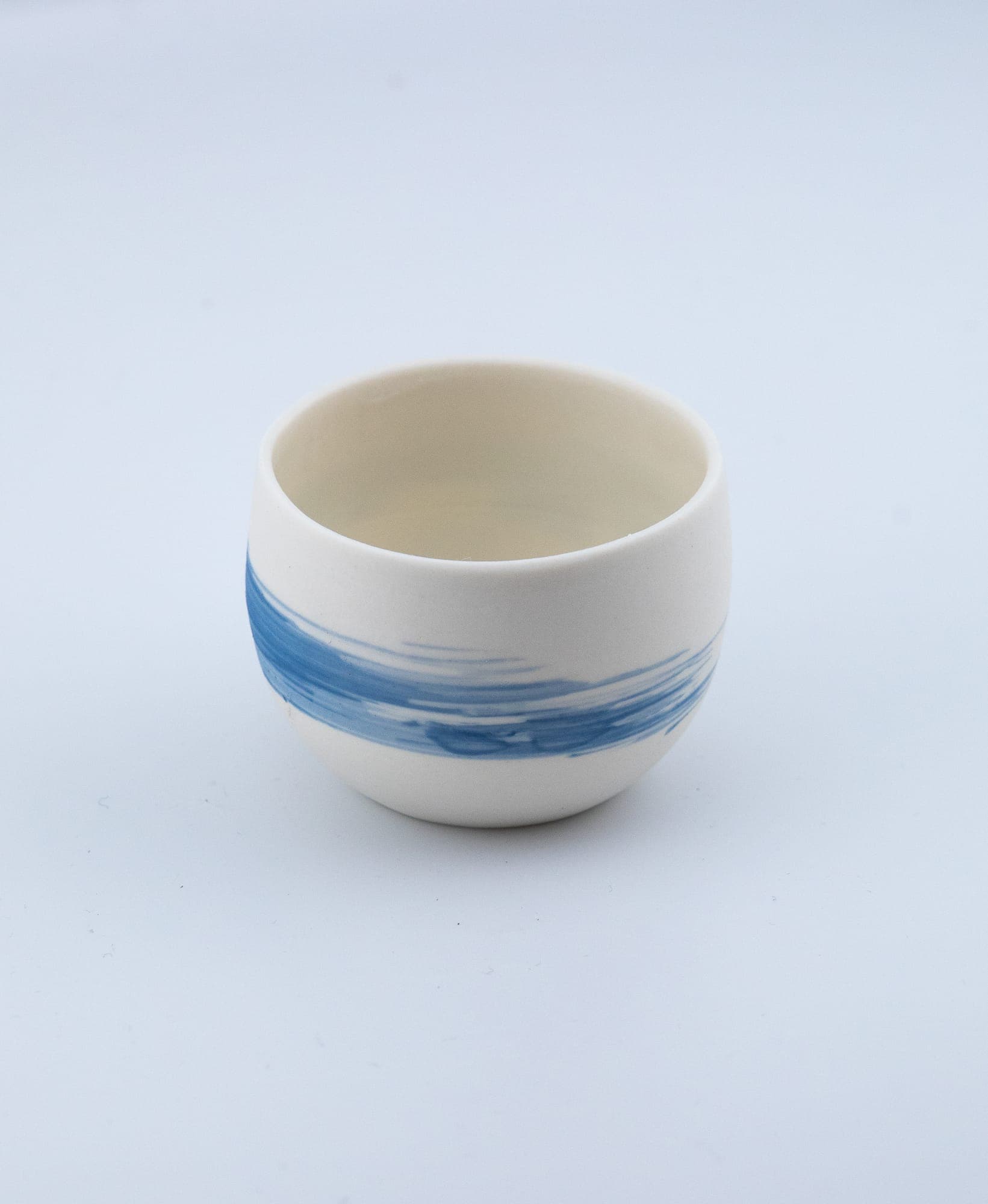 Cobalt-brush cup