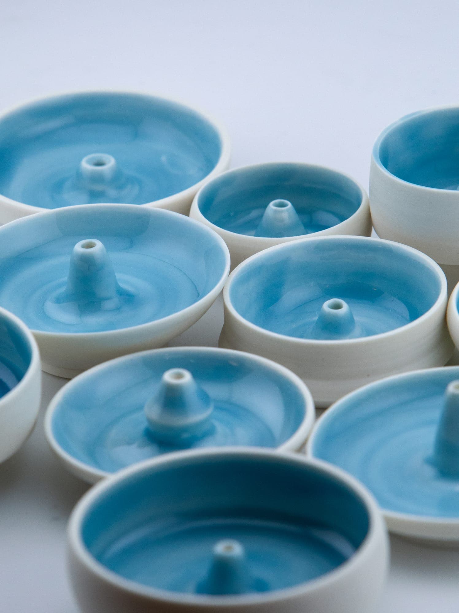 Porcelain incense holders